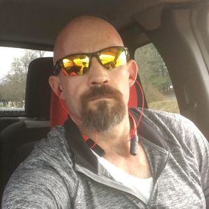 Meet your Posher, Larry